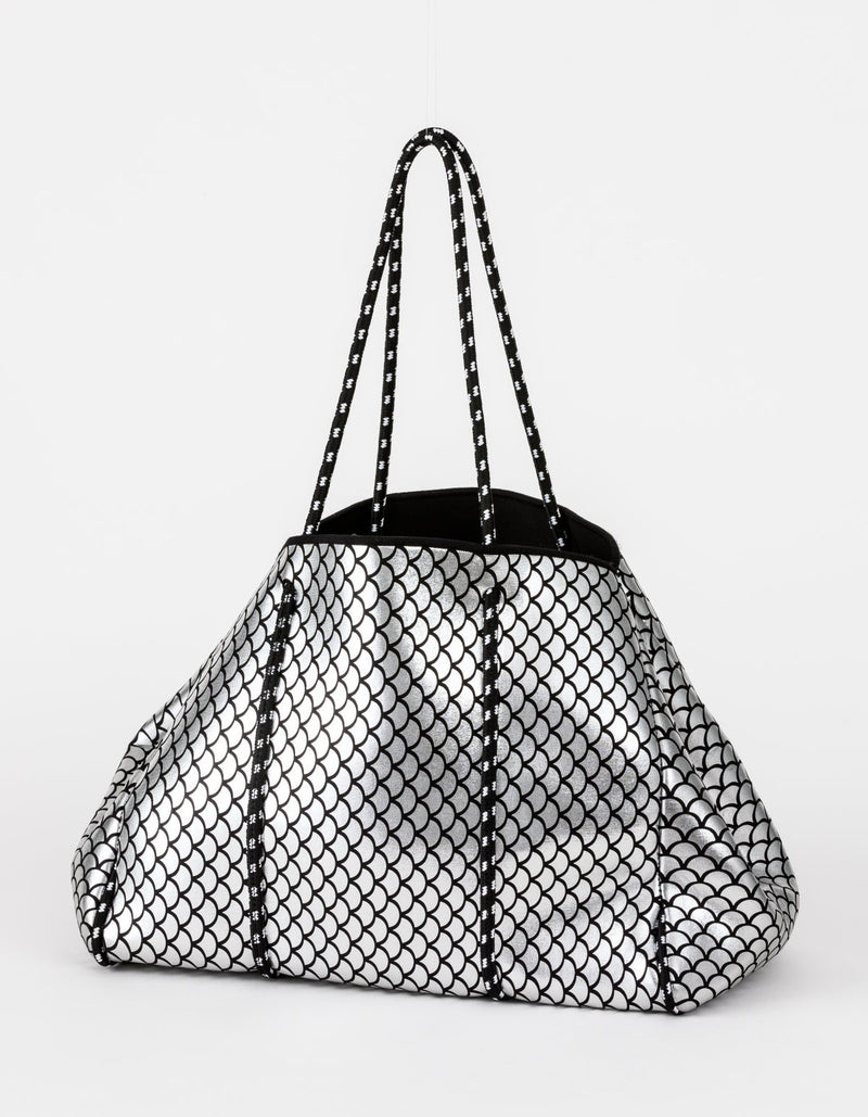 Neoprene Tote Silver with Black Scales