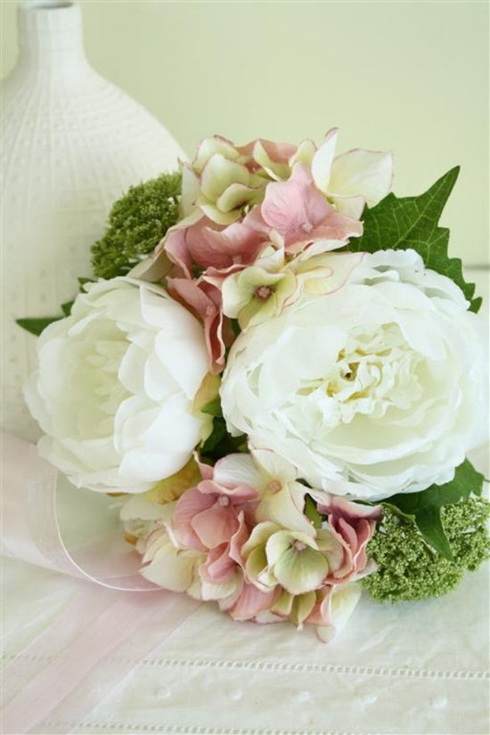Mixed Hydrangea Peony Bouquet Cream/Pink