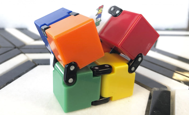 Rubiks Gift Set with Spin Cubelet